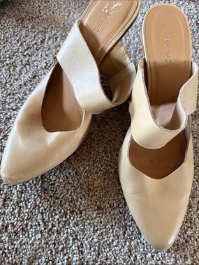 Mara Mac Women's Cream Slip-On Pointed Toe Mule